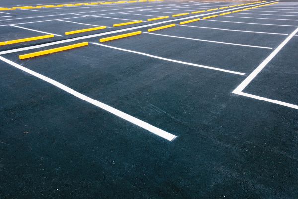 Asphalt Parking Lot Sealing in San Mateo