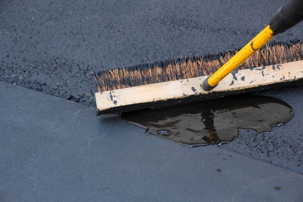 Driveway Asphalt Sealing in San Mateo