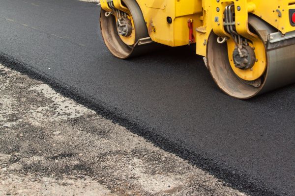 Asphalt Driveway Resurfacing in San Mateo
