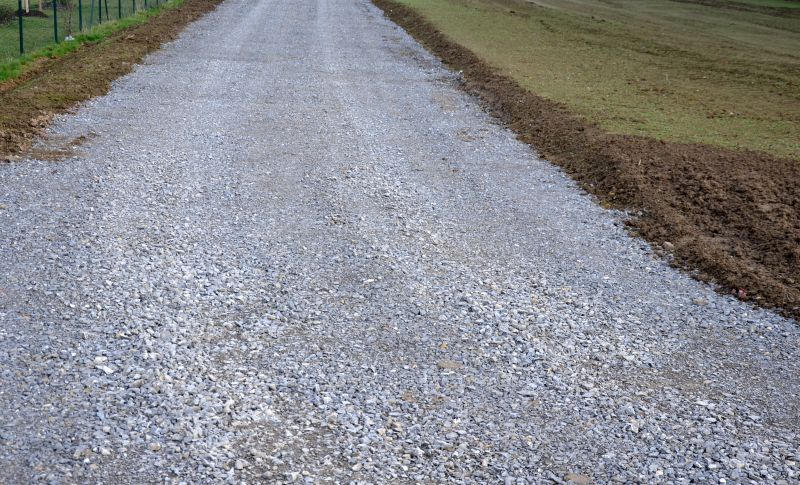 Driveway Tarring detail
